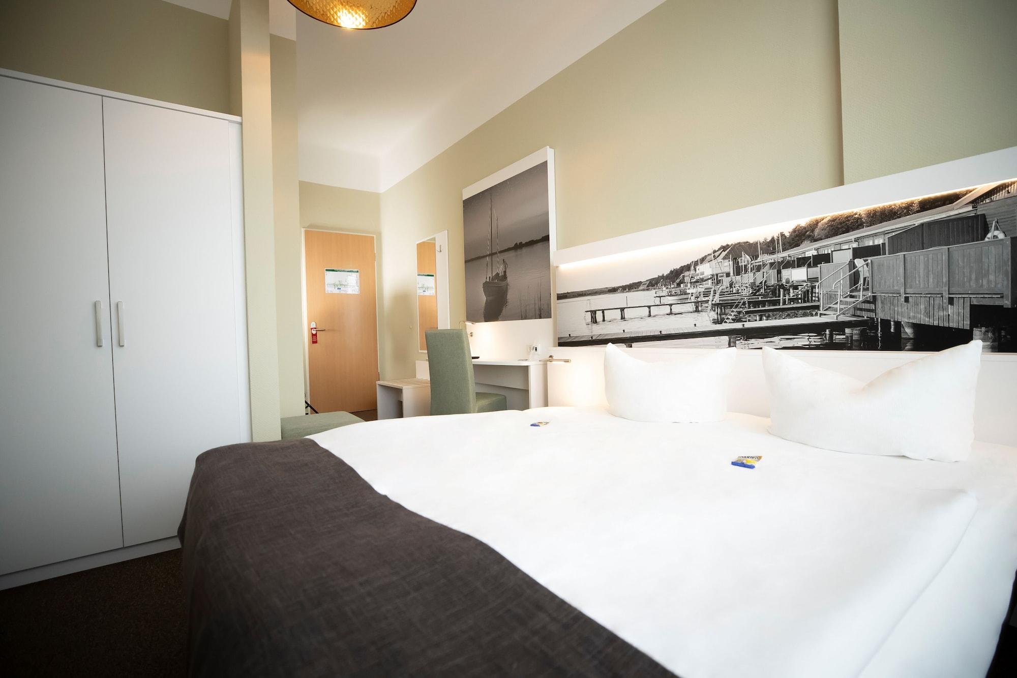 Hotel Am Schlosspark Güstrow Zewnętrze zdjęcie