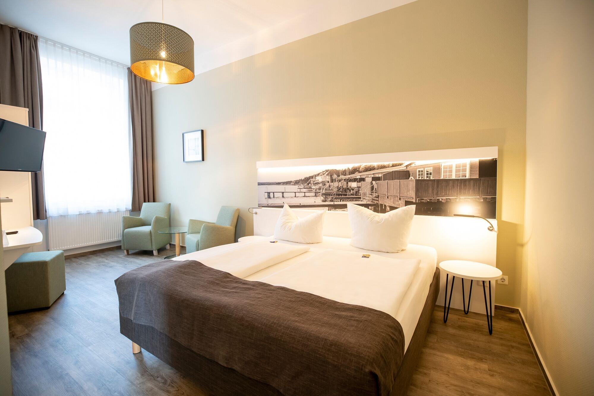 Hotel Am Schlosspark Güstrow Zewnętrze zdjęcie